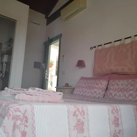 Il Porto Vecchio לינה וארוחת בוקר סטינטינו