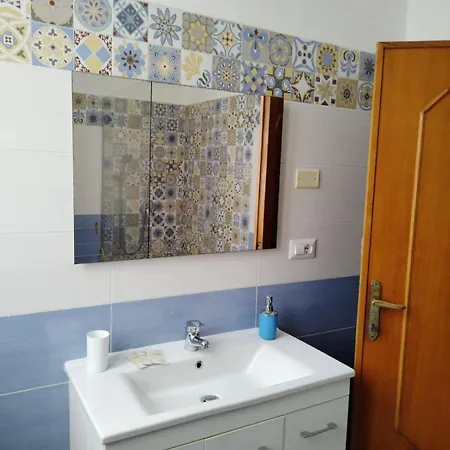 לינה וארוחת בוקר Il Porto Vecchio סטינטינו