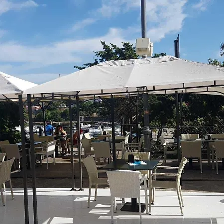 Nocleg ze śniadaniem Il Porto Vecchio 3*