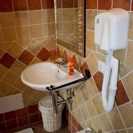 Il Porto Vecchio ベッド・アンド・ブレックファスト 3*