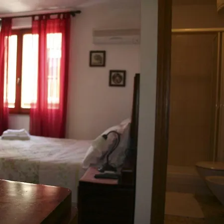 Bed & Breakfast Il Porto Vecchio 3*